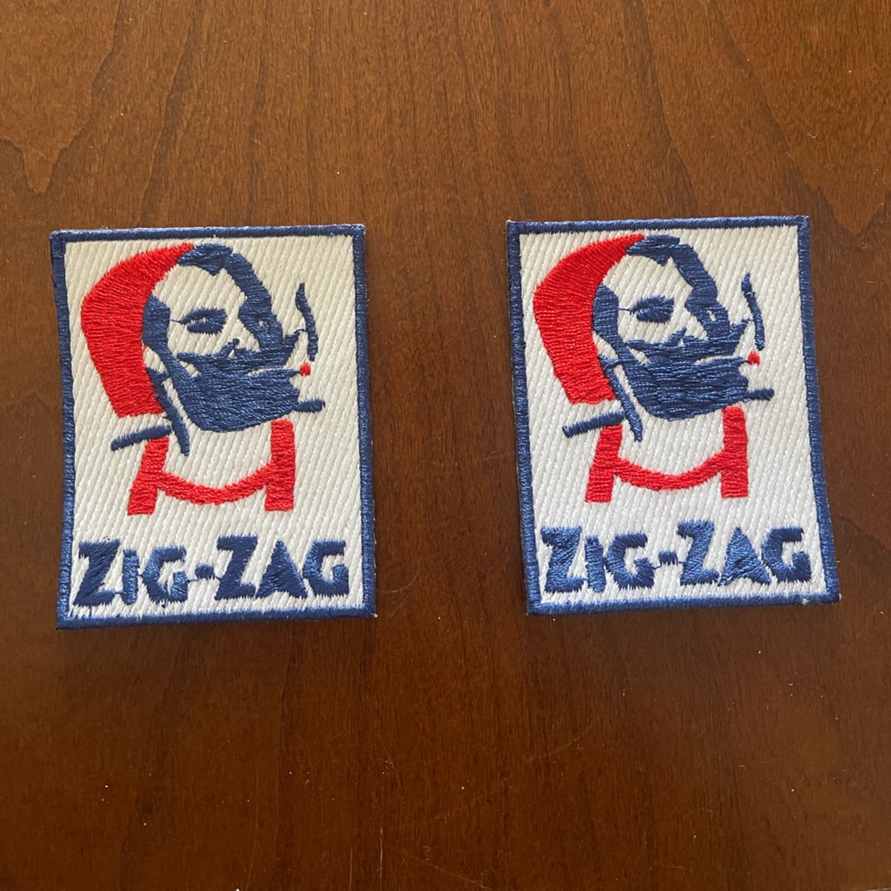 Zig Zag rolling papers iron on patch